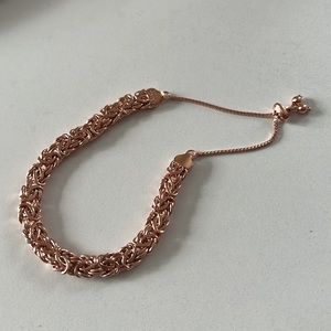 Rose gold adjustable bracelet